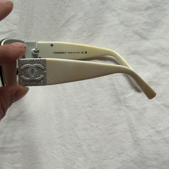 💋Y2K CHANEL RIMLESS SUNGLASSES💋 - Picture 6 of 11